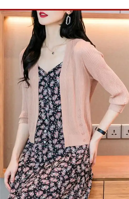 春夏天超薄冰丝外搭小开衫冰丝针织开衫女薄款溥款夏季短款外搭亚麻防