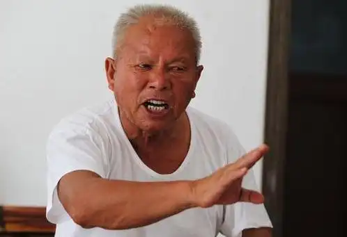 表情包梭哈老人背后的故事一场鲜为人知的悲剧和不白之冤