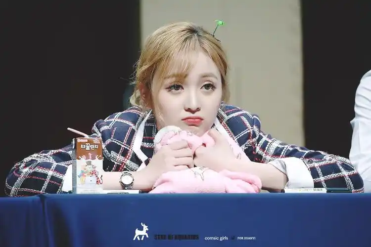 吴宣仪 - 堆糖,美图壁纸兴趣社区