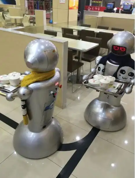 第三代送餐机器人