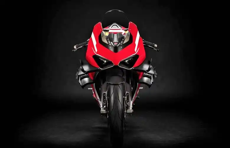 杜卡迪街霸的终极状态 街车版superleggera v4-摩托新闻-春风行摩托车