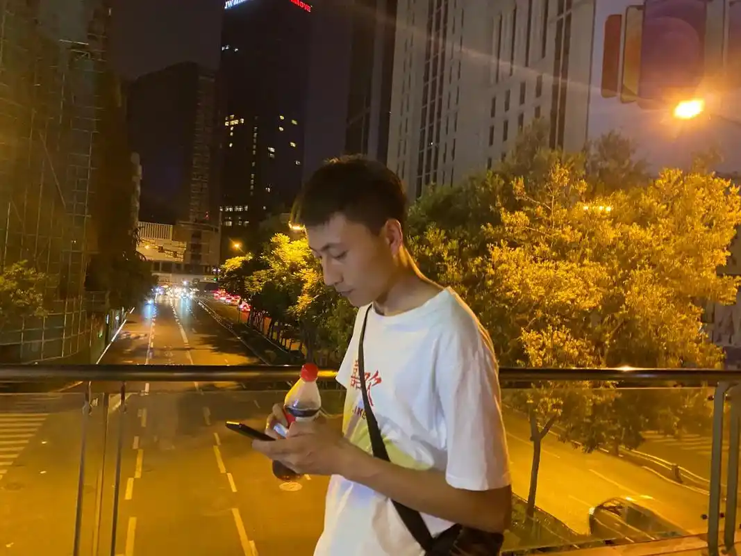 这首歌适合发男朋友照片还好我有男朋友