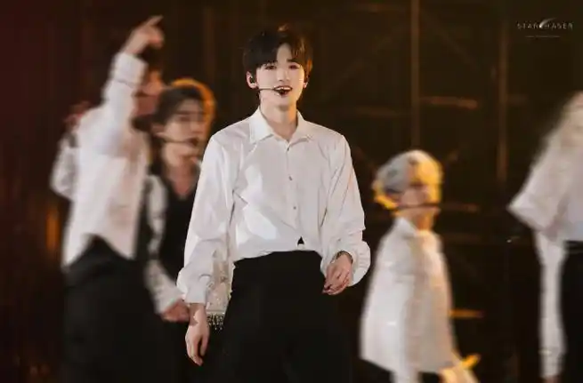 宋亚轩理想之途演唱会