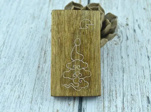 新品上架东埔寨沉香无事牌 手工制作花纹挂件摆件车挂工艺品