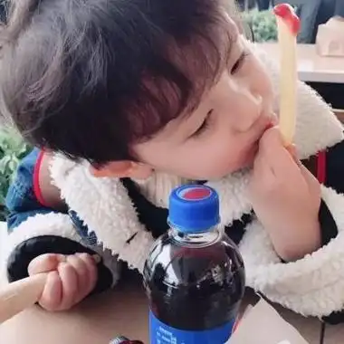 小孩头像男呆萌可爱