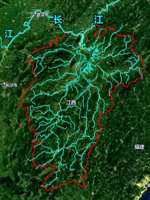 从地图上我们可以看出,赣江水系距离珠江水系不远,如果能打通一条人工