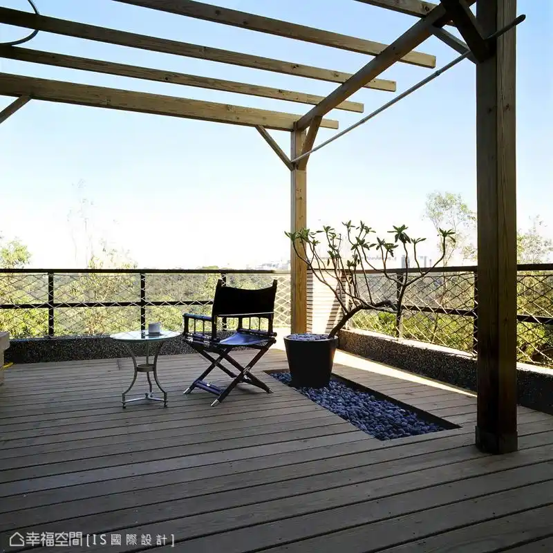 顶楼露台15130751827293