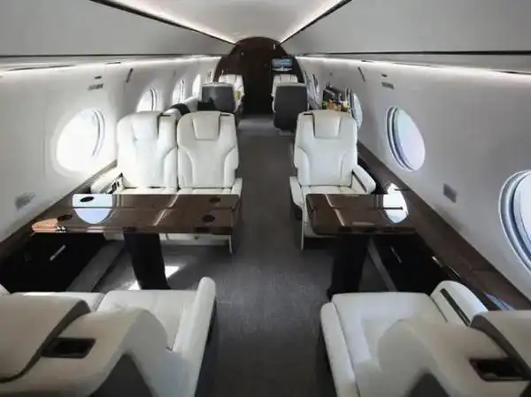 马斯克5.7亿购入世界最大私人公务机 - cnmo