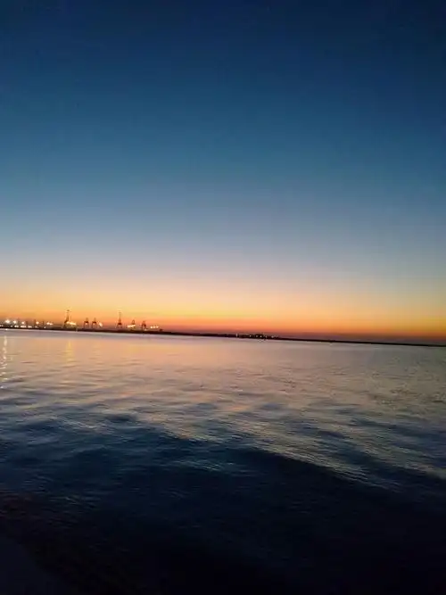 欣赏日出,感受海边文化——培训第四天清晨