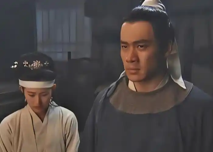 难怪武大郎会被潘金莲害死,儿时只见他的好,长大才他_