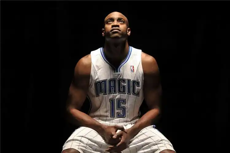 nba球星传记(nba球星传记之文斯·卡特)