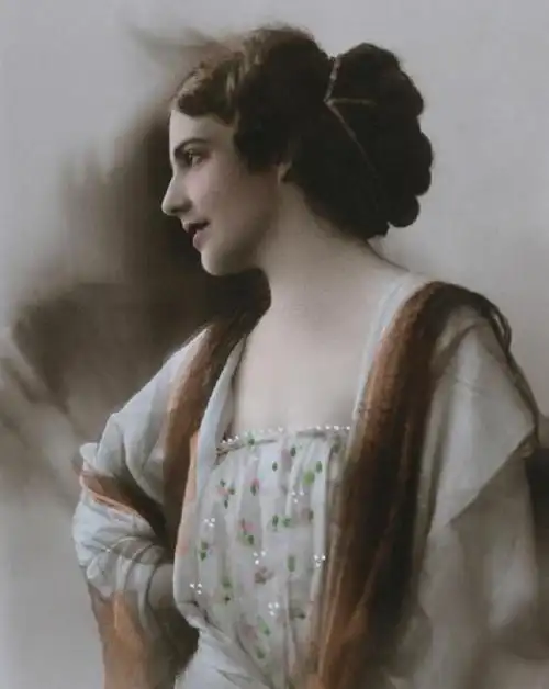 法国奇葩法令视为惊世骇俗之举女性穿裤子禁令从何而来