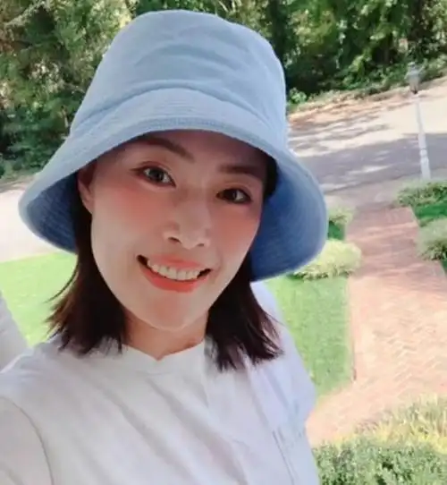 跨国忘年恋中国女排名将嫁美国53岁外国老公健硕两人差16岁