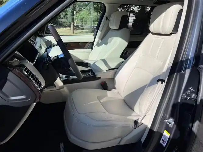 2023款路虎揽胜创世加长版30t现车促销售全国