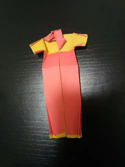 仅用一张双面彩色纸的折纸 (儿子的折纸集)