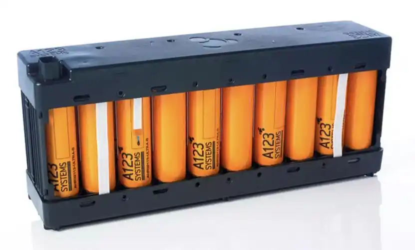 解决电动汽车电池大难题的新技术,寿命最长可达 100 年_综合-天天见闻