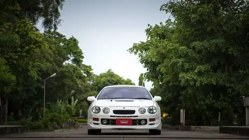 经典再现!丰田celica gt4(st205)改装