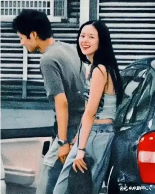 霍启山10年3个女人恋情总被家族干预39岁依旧单身