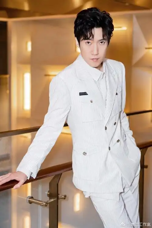 #壁咚大明星##常远#