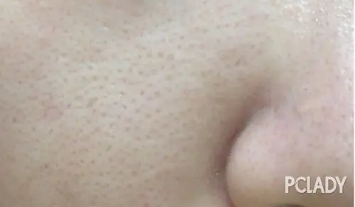 堵上毛孔的,是一张张慈爱的毛爷爷