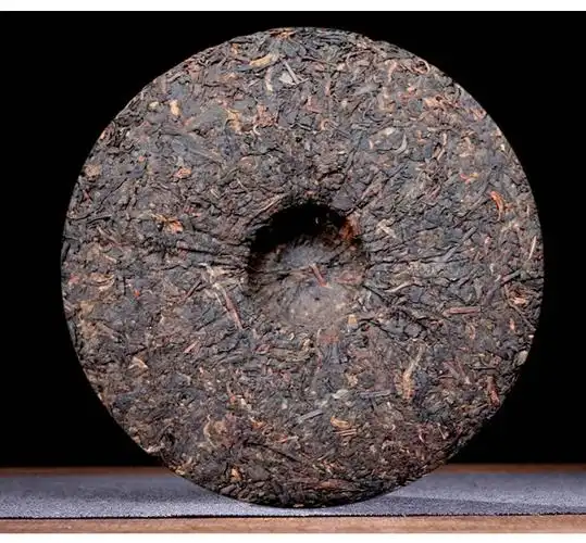 2019年云南勐海茶树王普洱茶熟茶勐海原味七子饼茶易武布朗茶357g