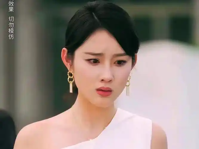 热门短剧《我无敌于世间》