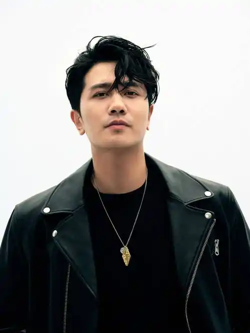 曾为上位,甩掉女友被富婆包养,他女友上过《浪姐》_彭冠英_罗云_资源