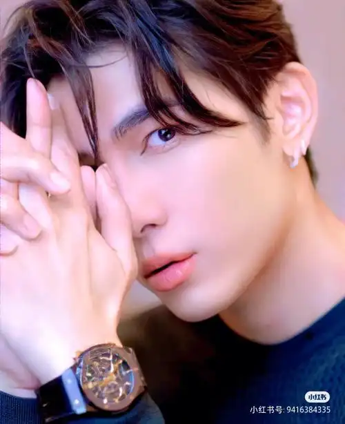 mew实力演绎比你优秀的人比你更努力