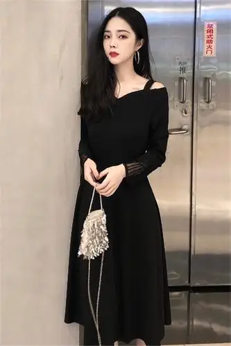 连衣裙修身黑色