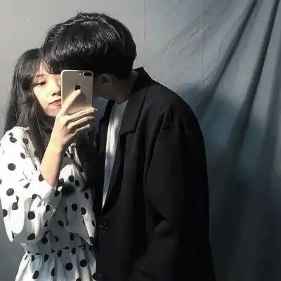 微信个性情侣头像一对双人以后的路还很长