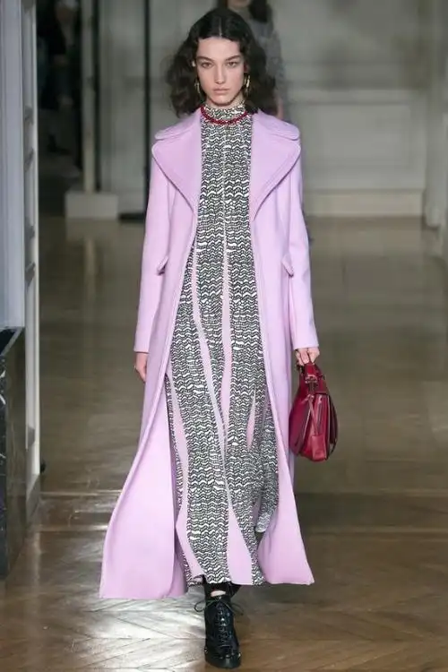 valentino华伦天奴2017秋冬巴黎时装周秀场女装图片