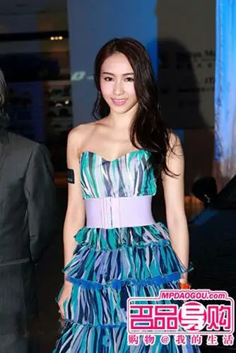 组图许晋亨历任女友们谁最会穿11