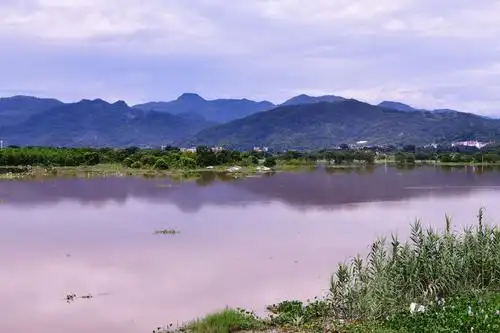 汛期的兰江水域