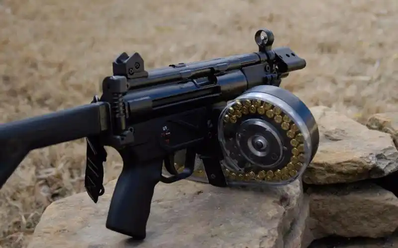 在战场上可以连续射很久的装弹神器—圆型弹鼓