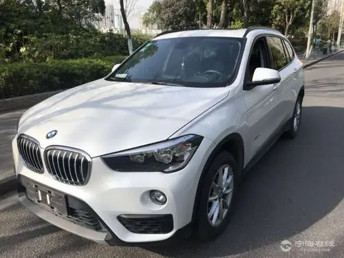 宝马x11.5t时尚 白色只卖精品车(支持按揭,支持任何检测)