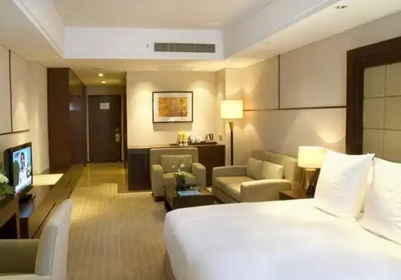 鼋头渚赏樱入樱花季清明五一不加价无锡千禧大酒店高级房1晚2大2小