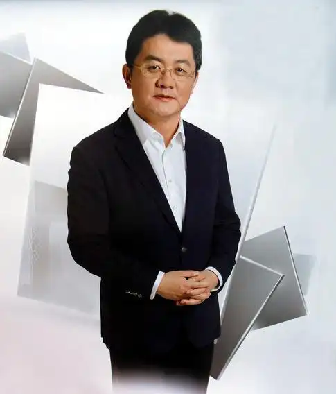 央视著名主持人张斌再婚娶美女主播婚姻风波过后结局怎样