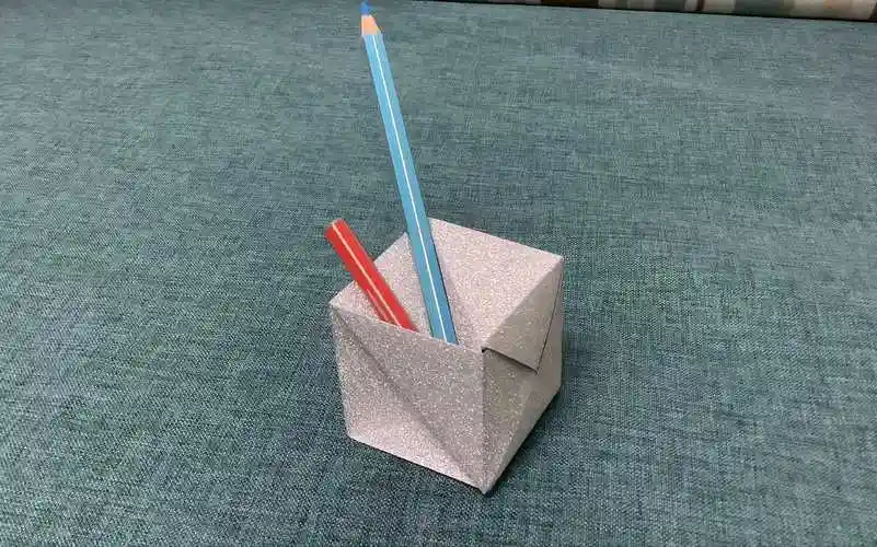 一纸折笔筒/几何感超强,1/3立方体,绝妙的结构