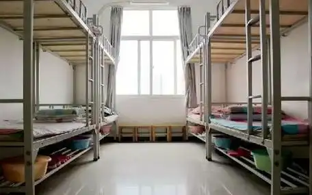 郑州市第一,二批次高中住宿条件详情汇总!_宿舍