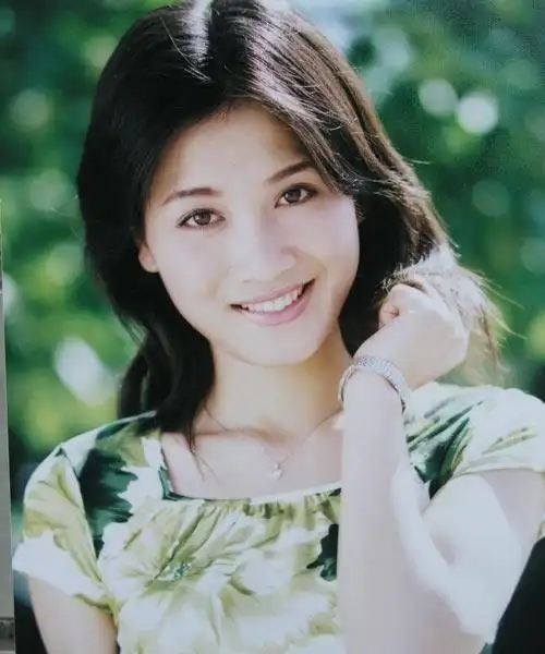 演员潘雨辰目睹前夫侯勇梅开三度两年的短暂婚姻让我至今后怕