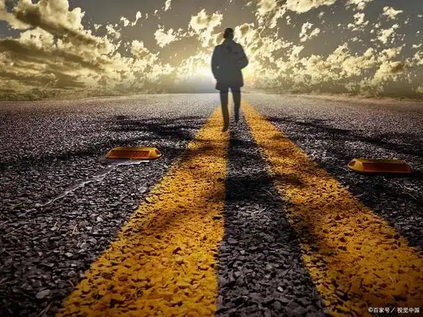 在人生的道路上,我们都会经历一些迷茫的时刻.