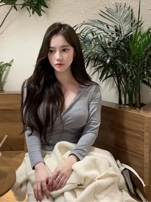 上衣弹力显胸大雾霾蓝韩国大姐姐淑女长袖