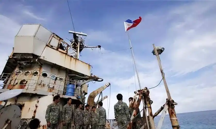 "搁浅"23年,赖在仁爱礁不走的菲律宾登陆舰,还能撑几年?_中国_马德_雷