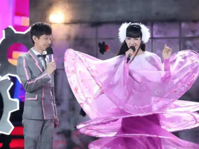 不让男星反串百变大咖秀回归有何意义沈凌太惨了