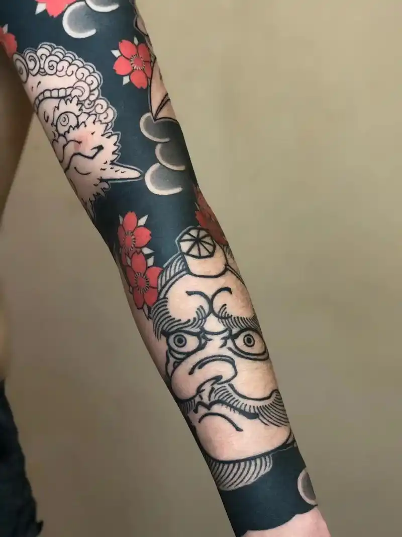 唐龙毛毛老师作品.黑#花臂 #唐龙纹身#老传统#金课程 - 抖音