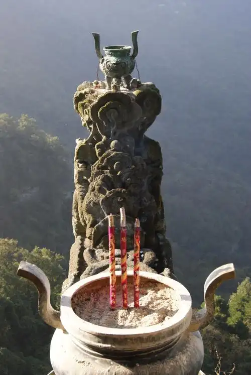 武当山龙头香攻略,武当山龙头香门票/游玩攻略/地址