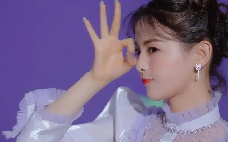 【4k画质】火箭少女101二专杨超越solo曲《o.