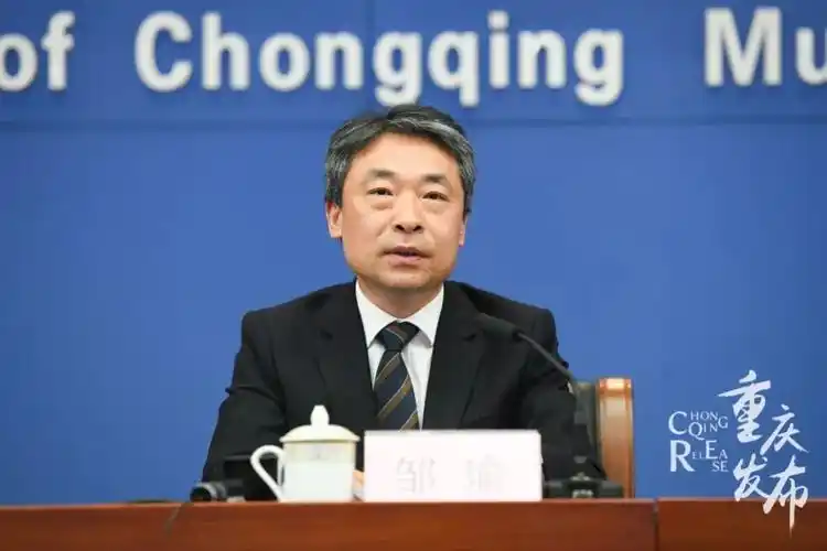 南滨路发展中心党工委书记陶世祥沙坪坝区委常委,常务副区长张孟川市