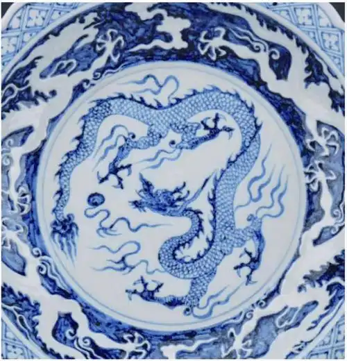 元代青花瓷的历史背景及纹样特征