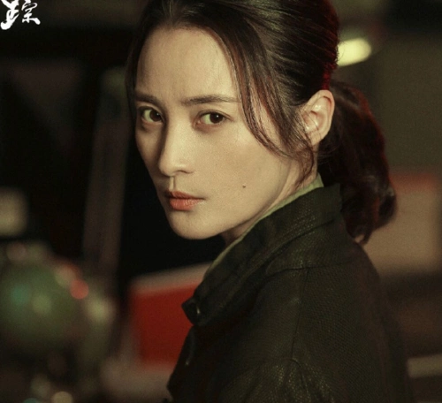 大女主刑侦悬疑剧迷雾追踪开播蒋勤勤首次饰演警察